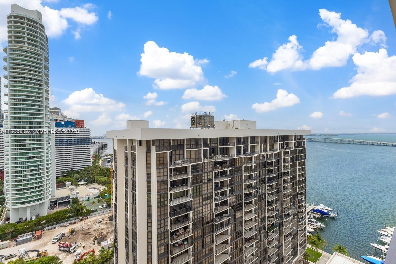 image Brickell Place9