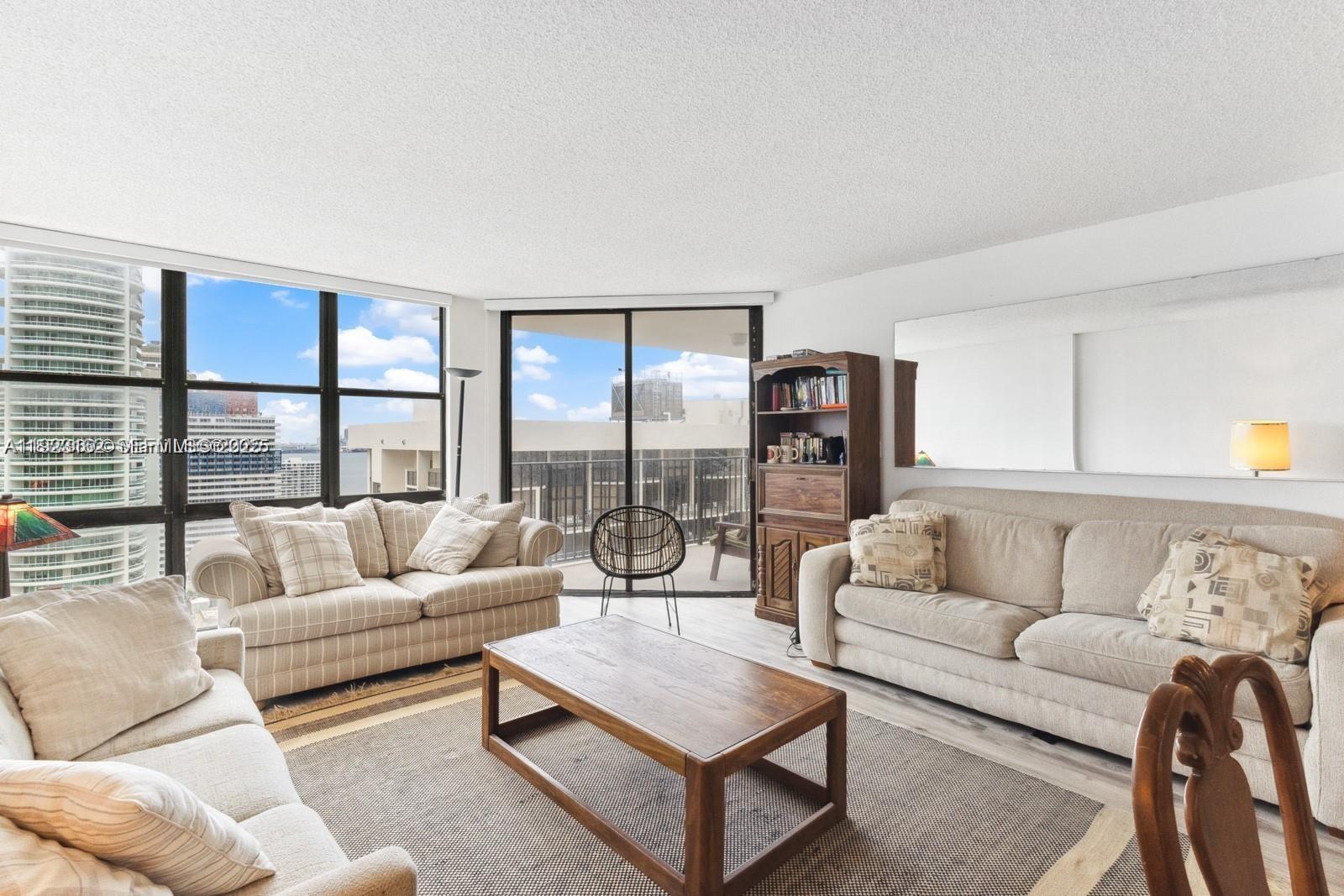 image Brickell Place2