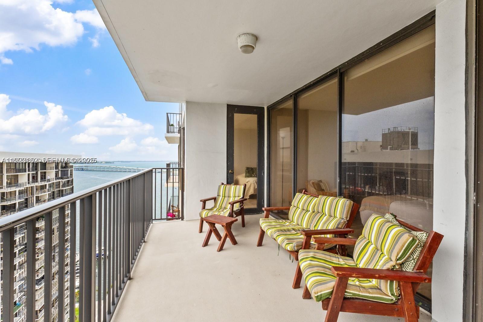 image Brickell Place7