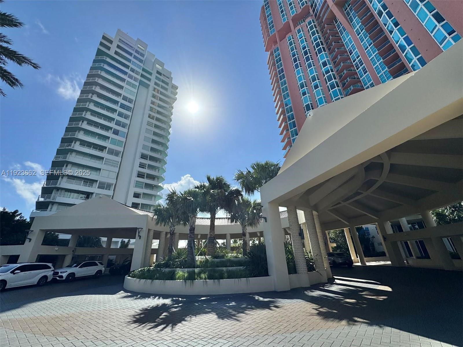 400 S Pointe Dr #1610 Miami Beach, FL 33139