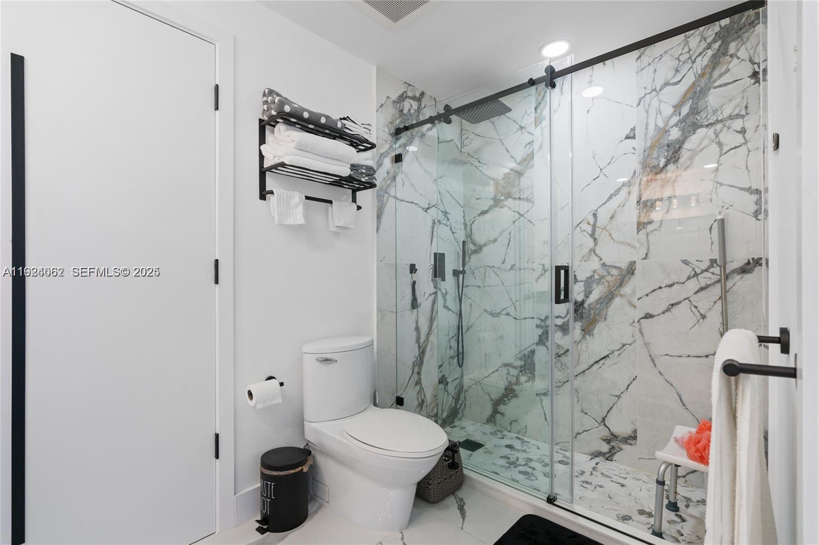 image Uptown Marina Lofts17