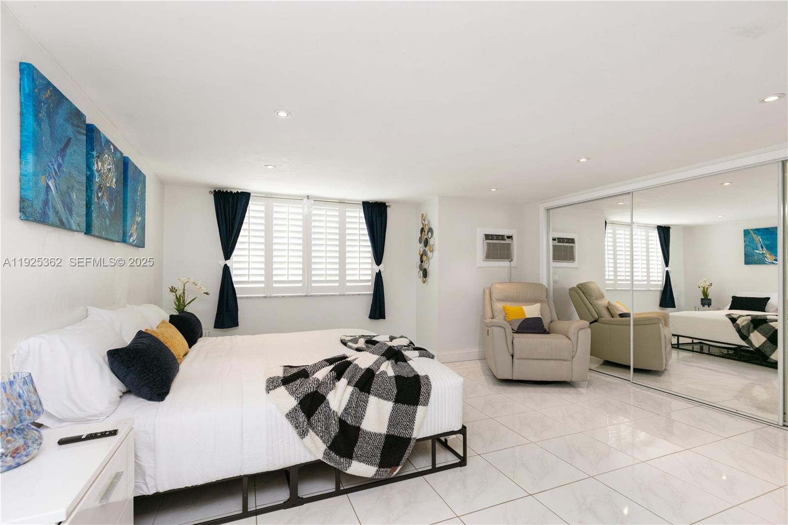 1900 N Victoria Park Rd Fort Lauderdale, FL 33305