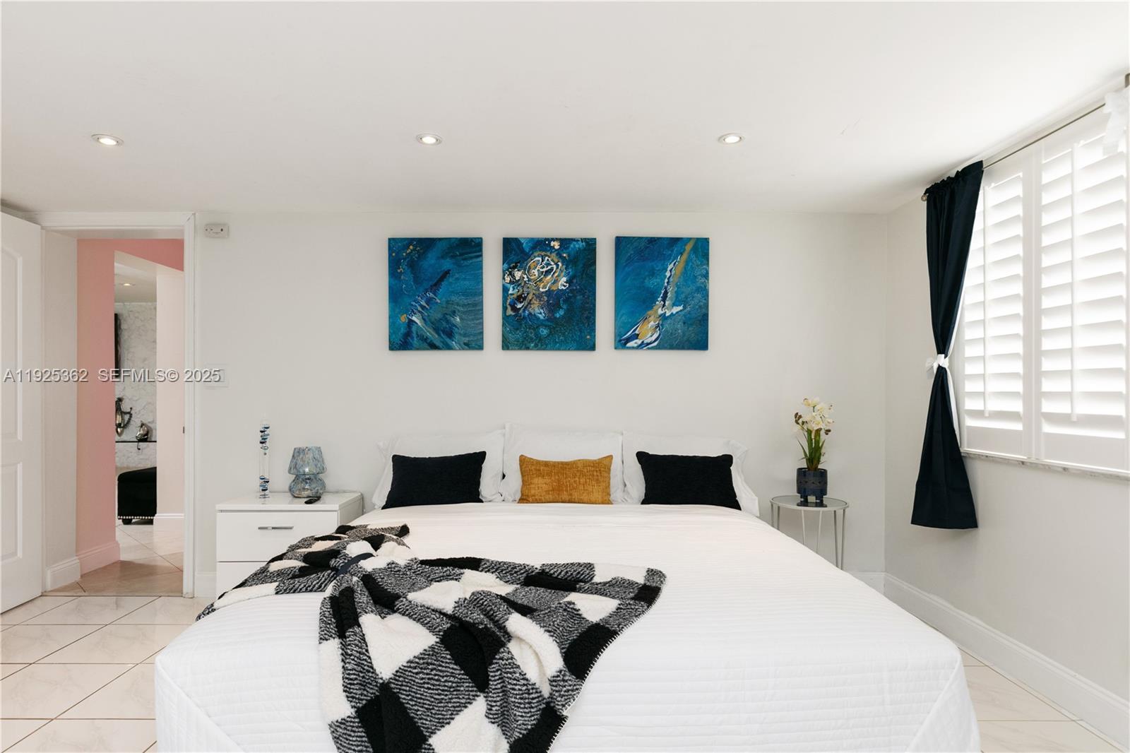 1900 N Victoria Park Rd Fort Lauderdale, FL 33305