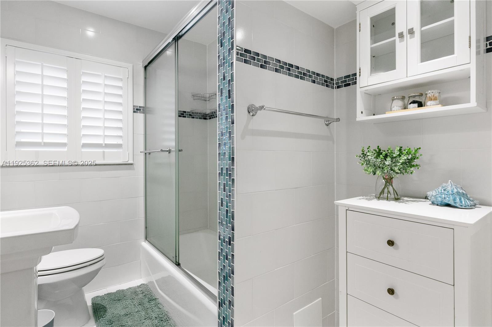 1900 N Victoria Park Rd Fort Lauderdale, FL 33305