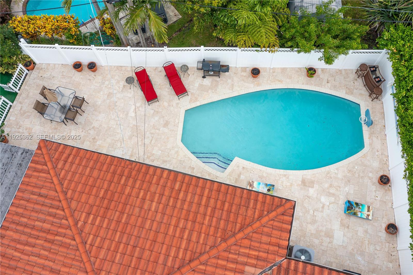 1900 N Victoria Park Rd Fort Lauderdale, FL 33305