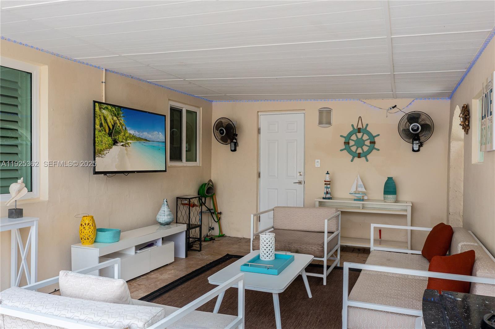 1900 N Victoria Park Rd Fort Lauderdale, FL 33305