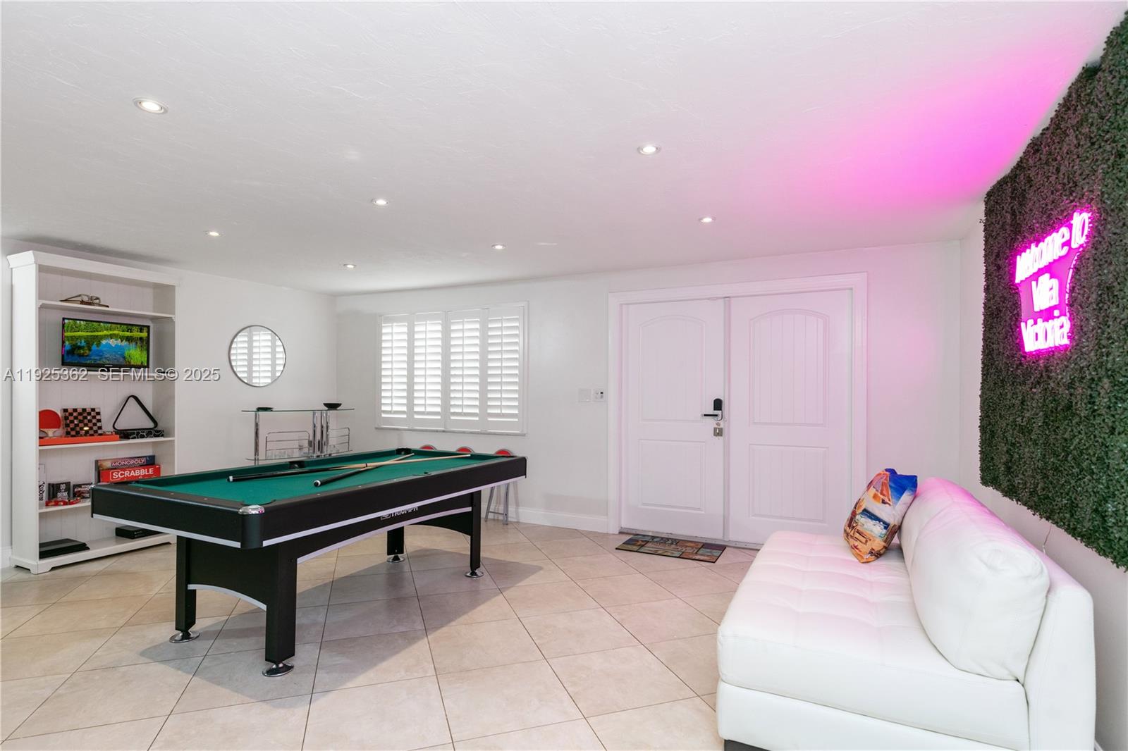 1900 N Victoria Park Rd Fort Lauderdale, FL 33305