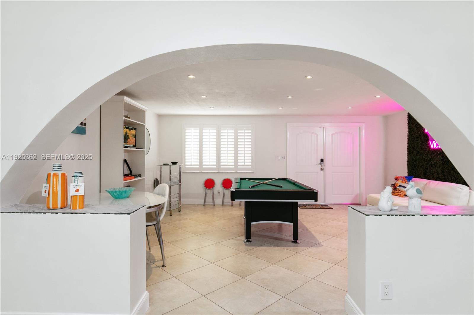 1900 N Victoria Park Rd Fort Lauderdale, FL 33305