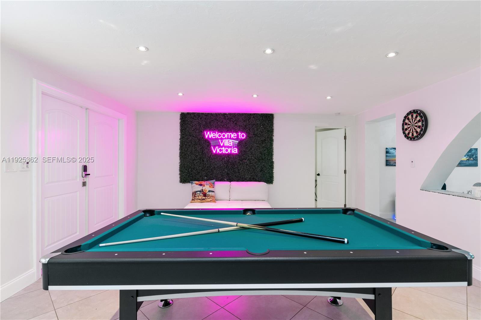 1900 N Victoria Park Rd Fort Lauderdale, FL 33305