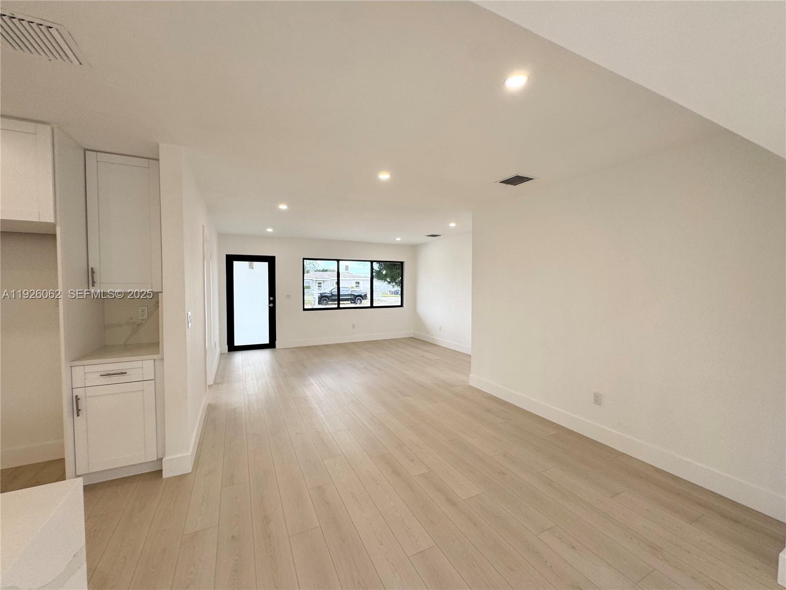 15300 NW 32nd Ave Miami Gardens, FL 33054