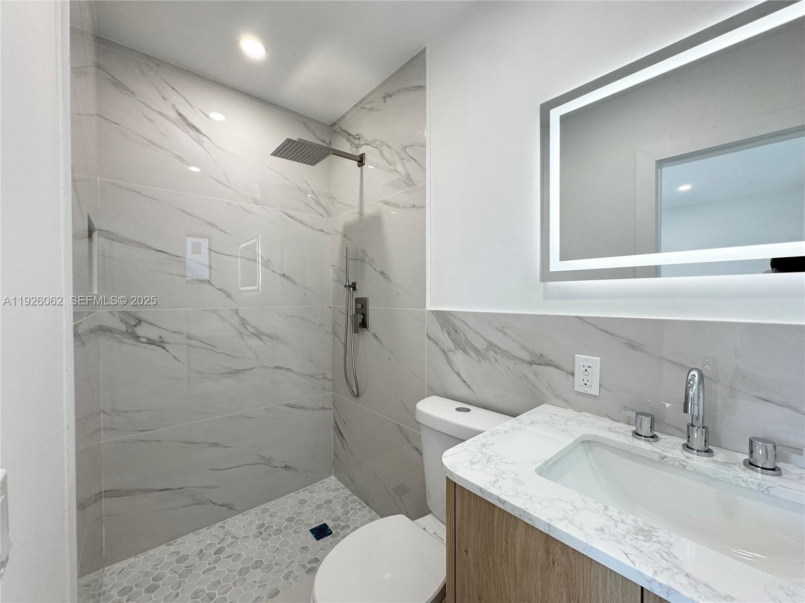 15300 NW 32nd Ave Miami Gardens, FL 33054