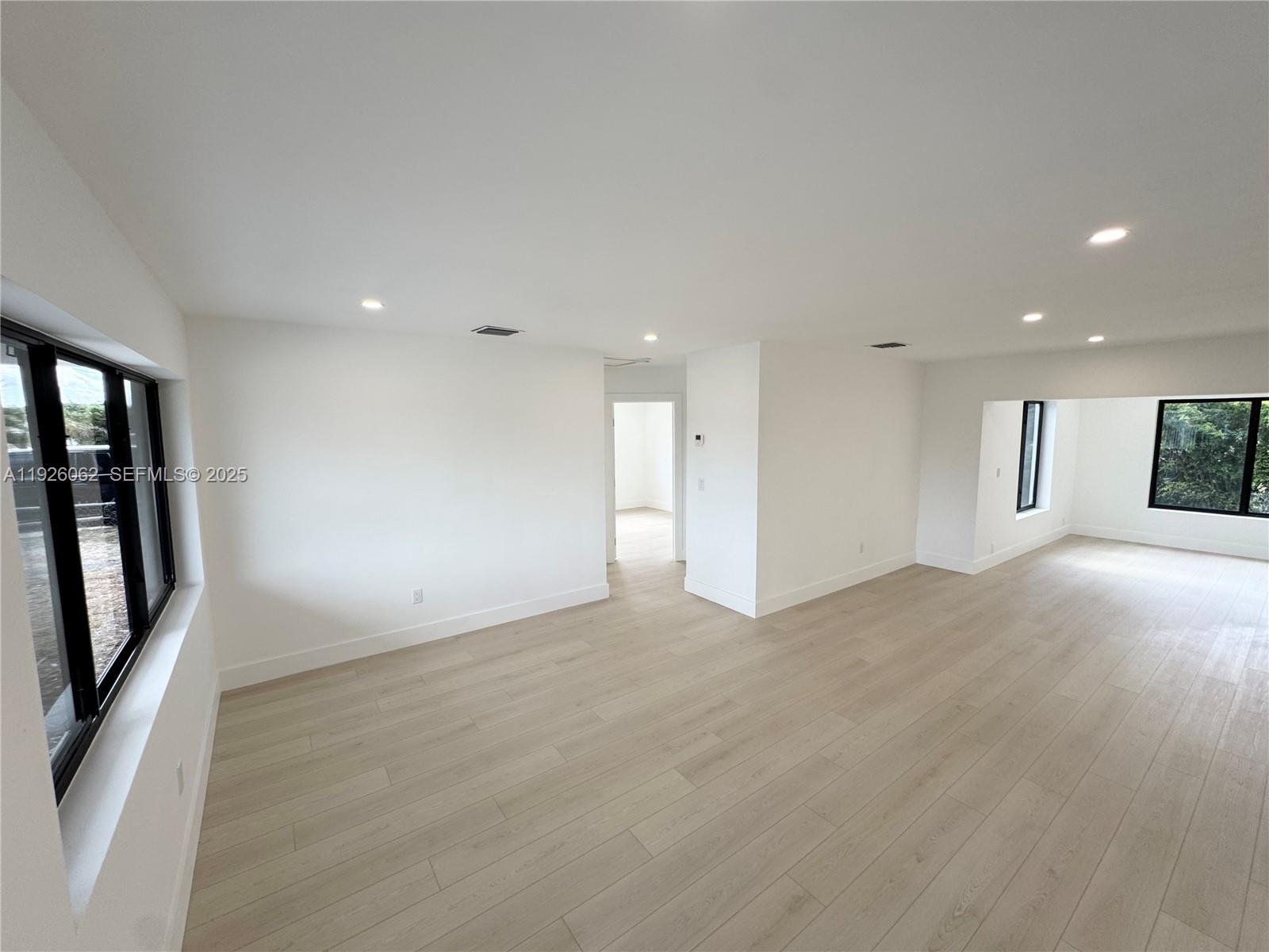 15300 NW 32nd Ave Miami Gardens, FL 33054