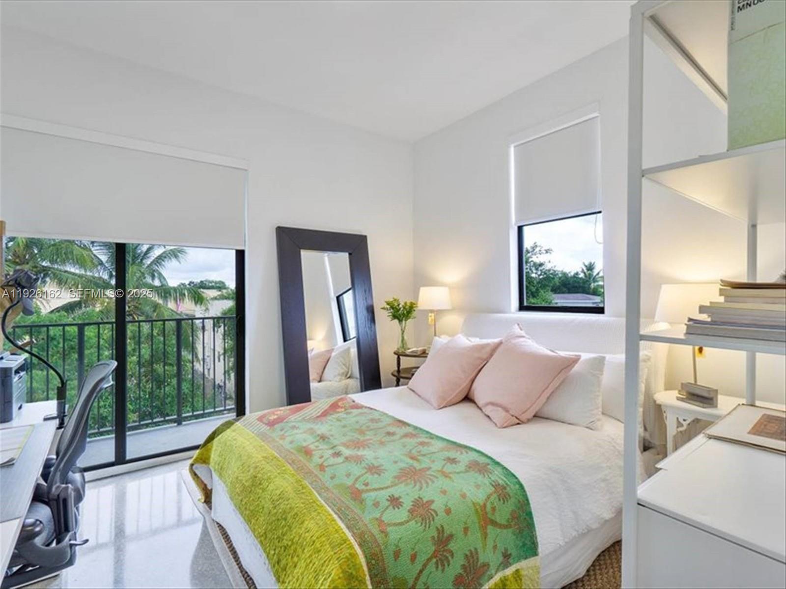 1053 NW 29th St Miami, FL 33127