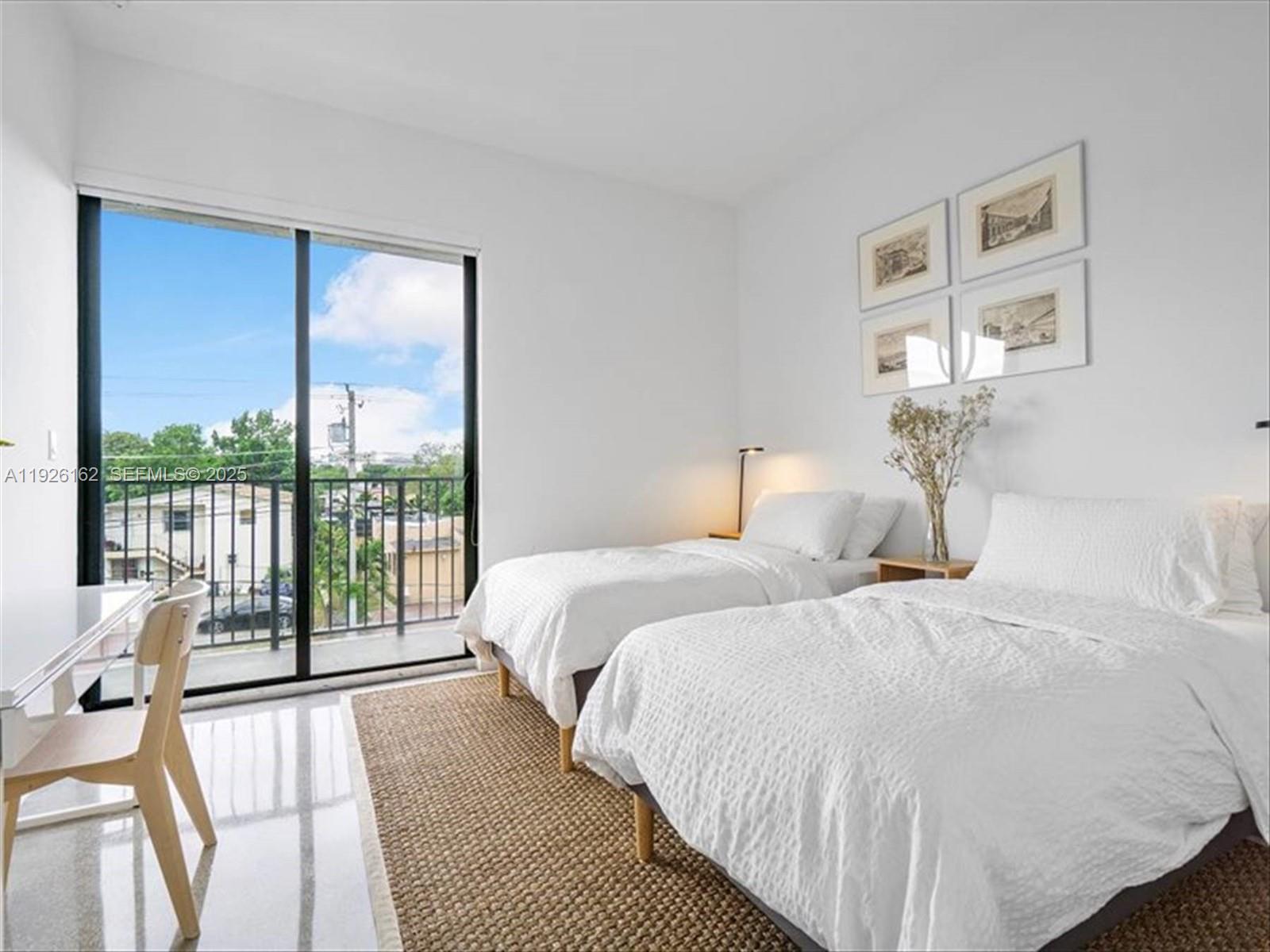 1053 NW 29th St Miami, FL 33127