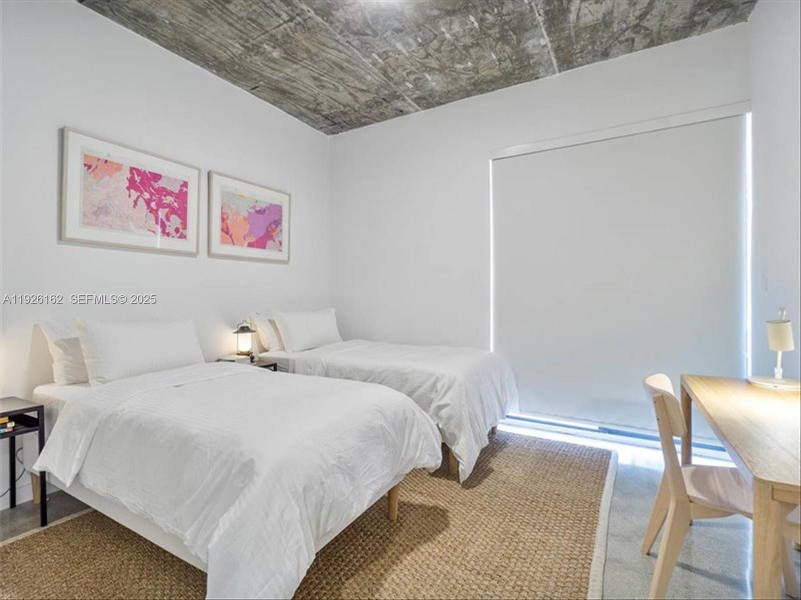 1053 NW 29th St Miami, FL 33127