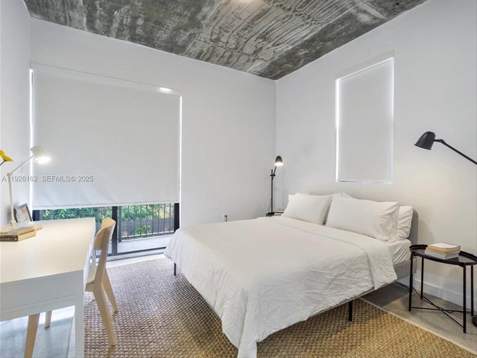 1053 NW 29th St Miami, FL 33127