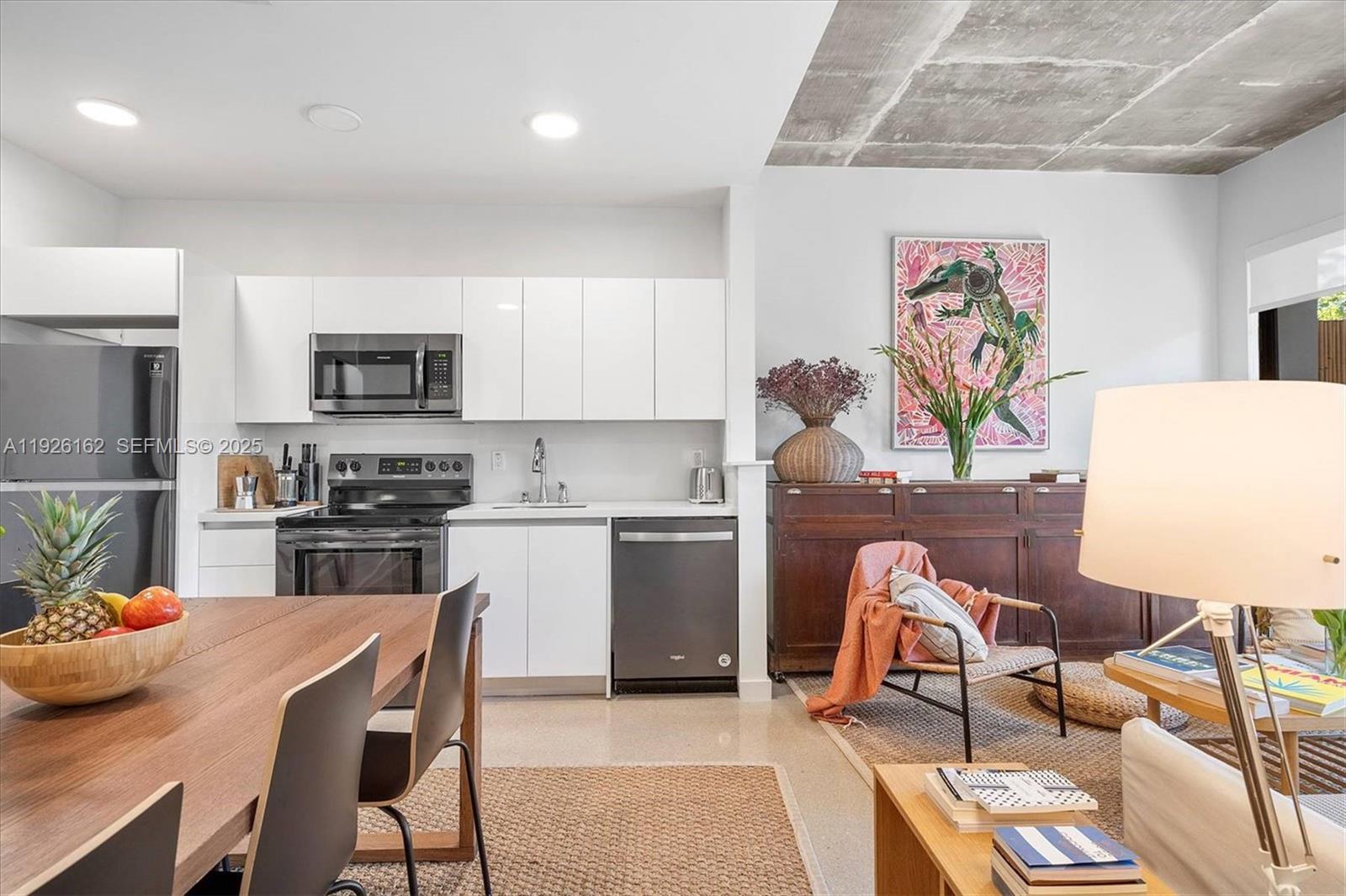 1053 NW 29th St Miami, FL 33127