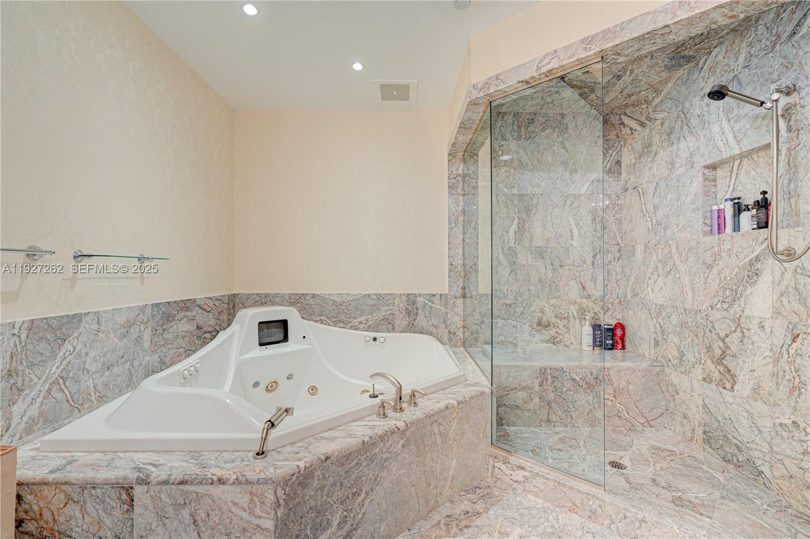 16047 Collins Ave #1604 Sunny Isles Beach, FL 33160