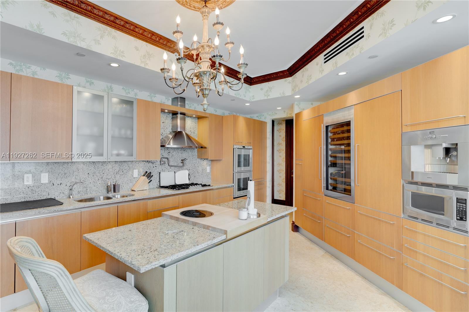 16047 Collins Ave #1604 Sunny Isles Beach, FL 33160