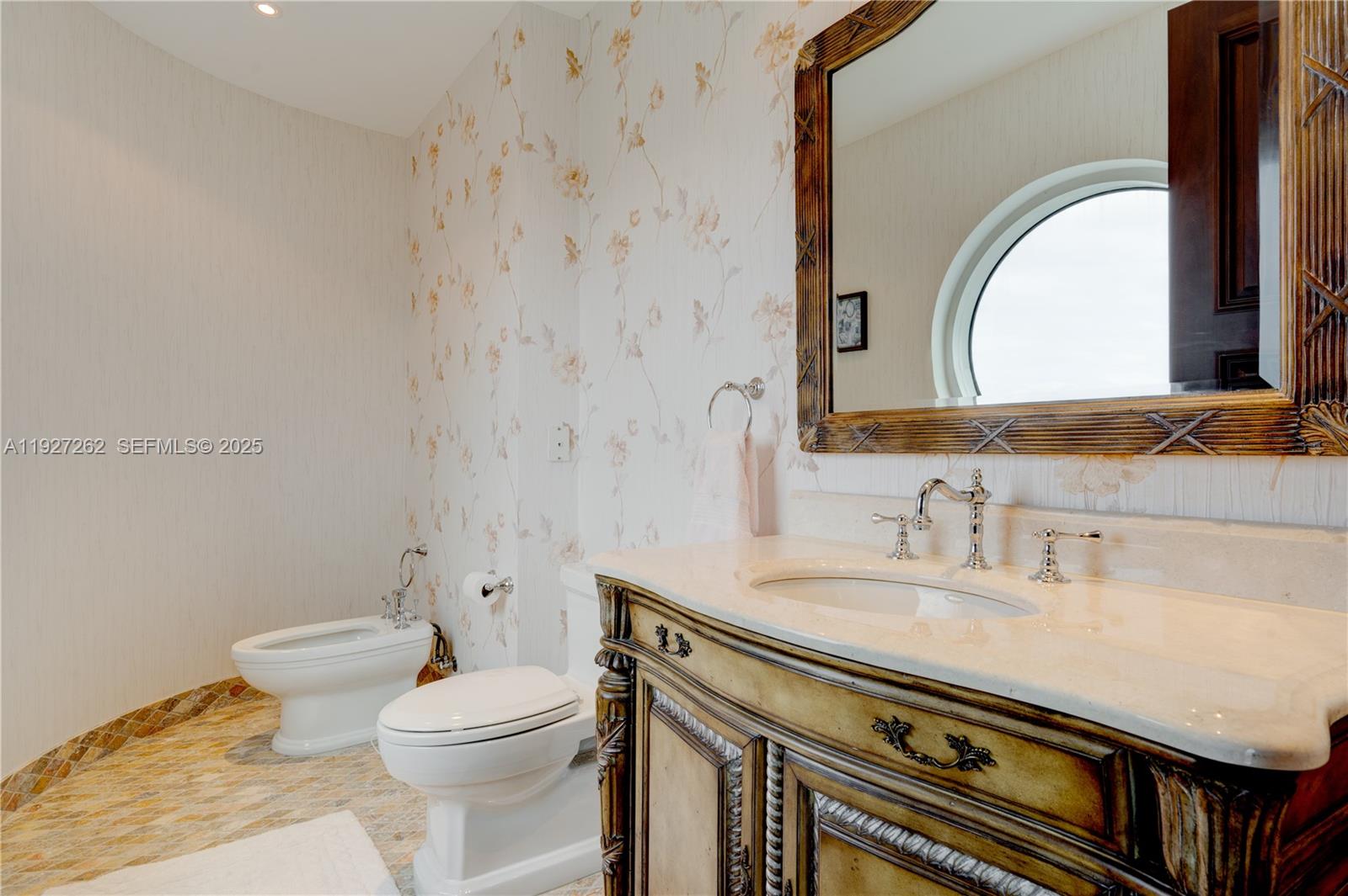 16047 Collins Ave #1604 Sunny Isles Beach, FL 33160