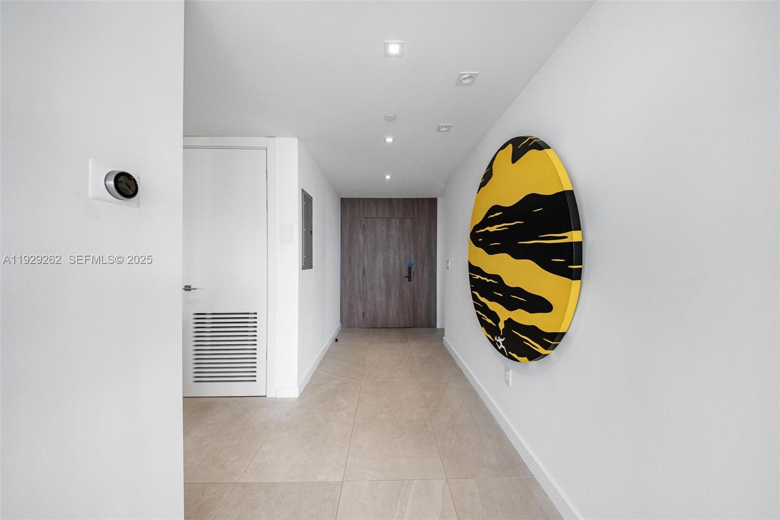 1000 Venetian Way #1004 Miami, FL 33139