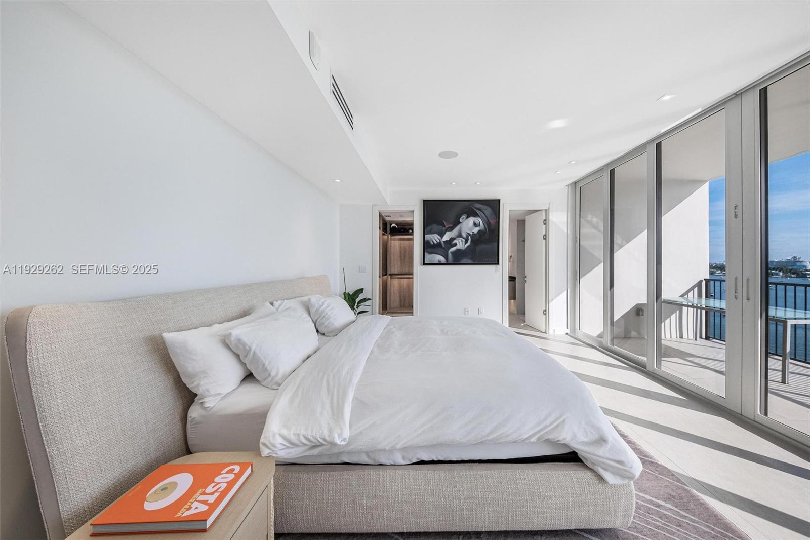 1000 Venetian Way #1004 Miami, FL 33139