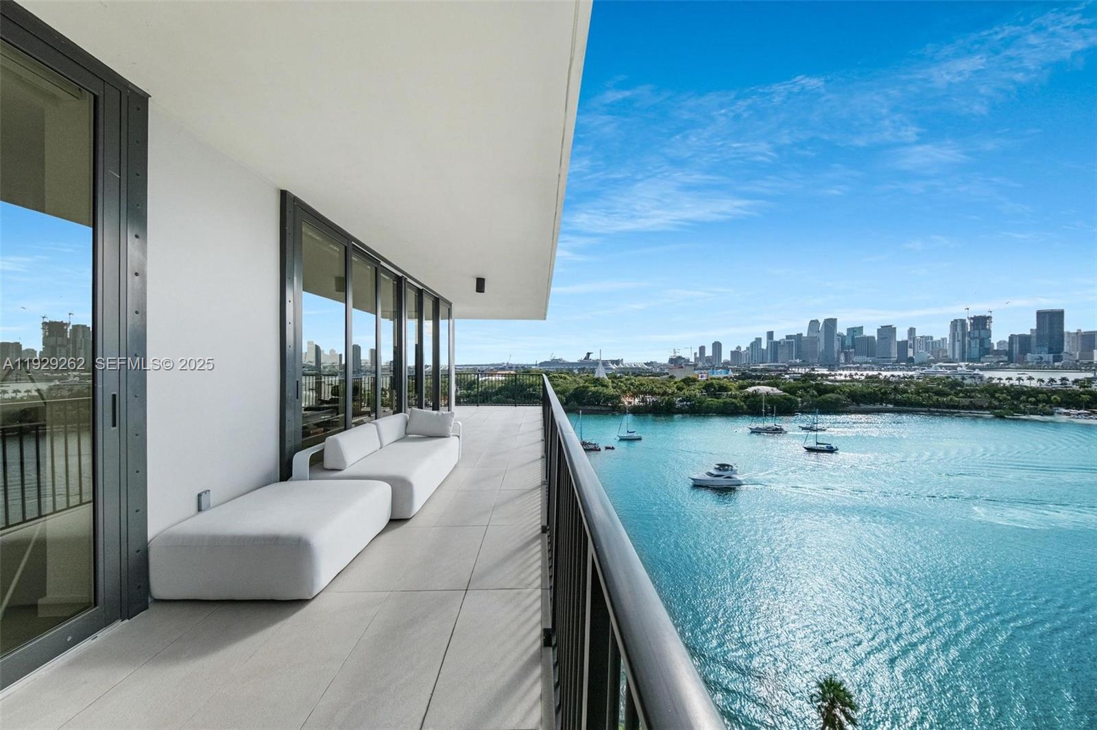 1000 Venetian Way #1004 Miami, FL 33139