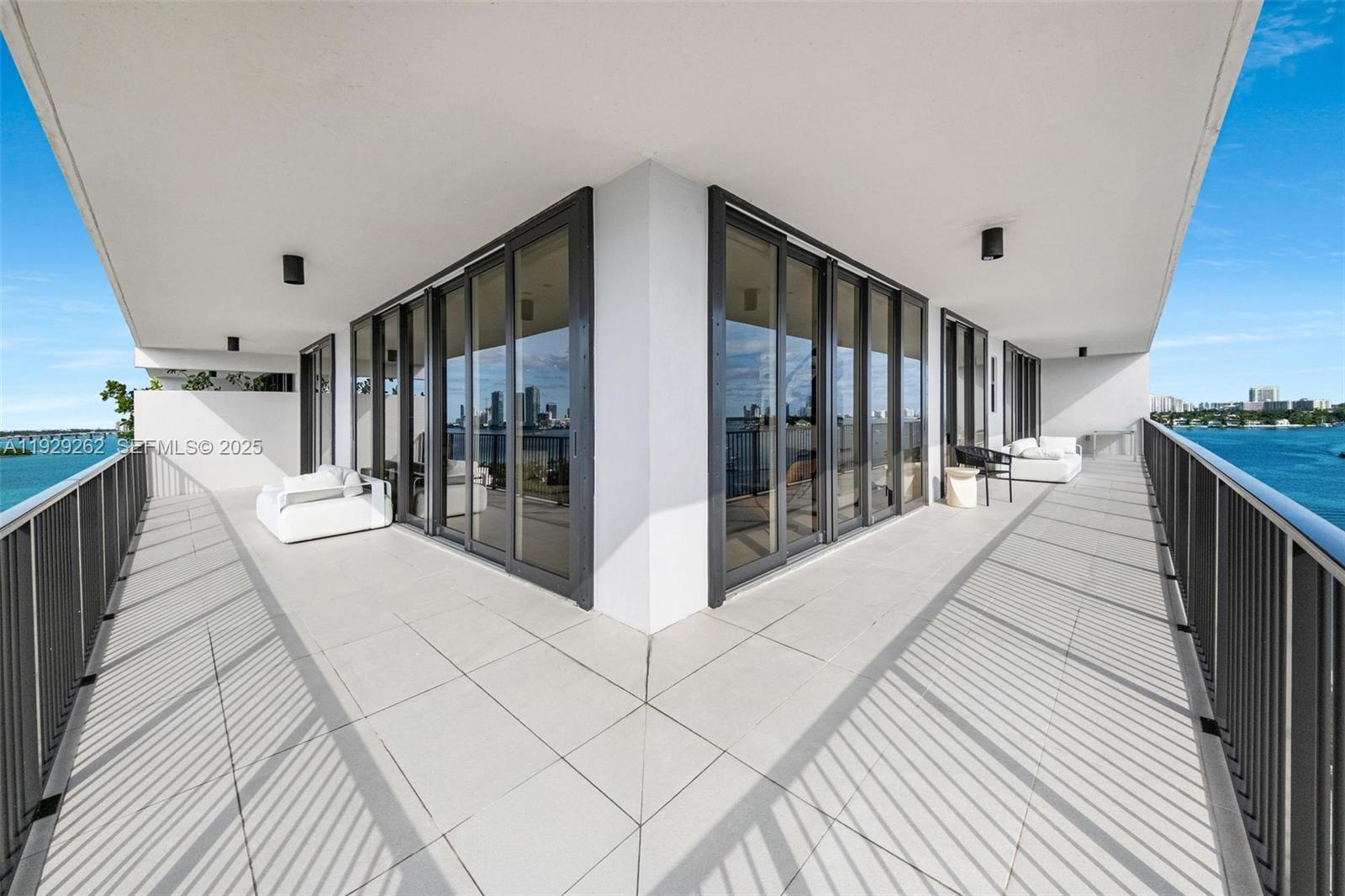 1000 Venetian Way #1004 Miami, FL 33139