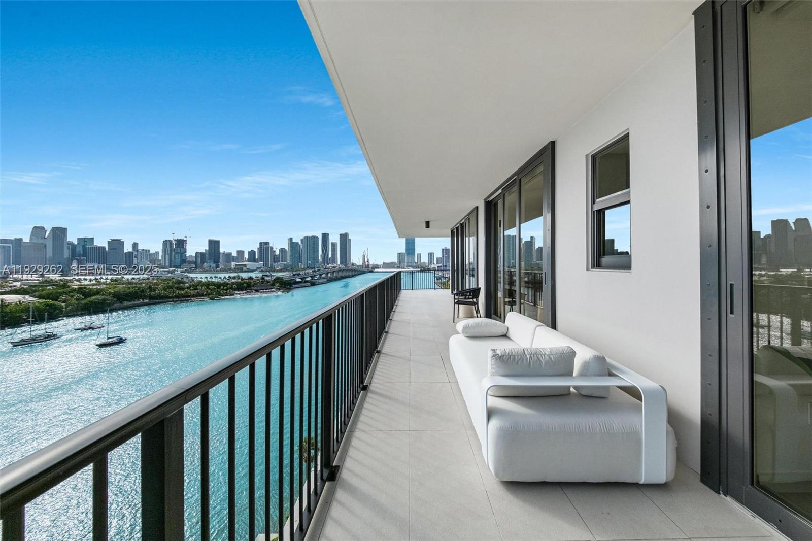 1000 Venetian Way #1004 Miami, FL 33139