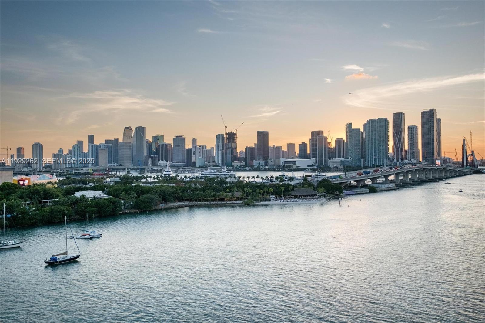 1000 Venetian Way #1004 Miami, FL 33139