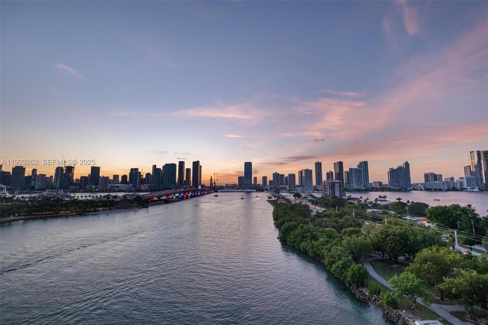 1000 Venetian Way #1004 Miami, FL 33139