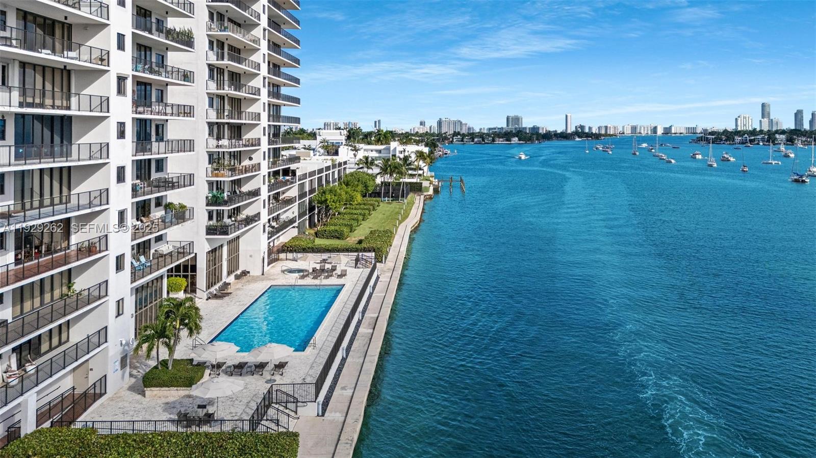 1000 Venetian Way #1004 Miami, FL 33139