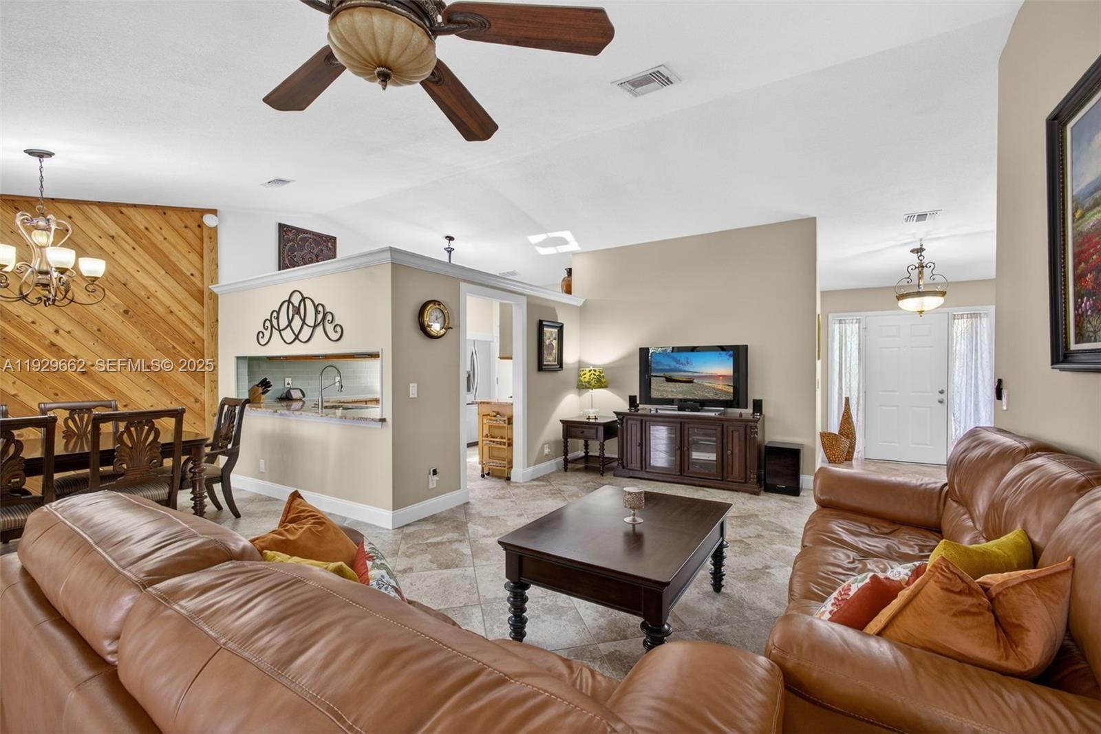 135 Rosewood Cir Jupiter, FL 33458