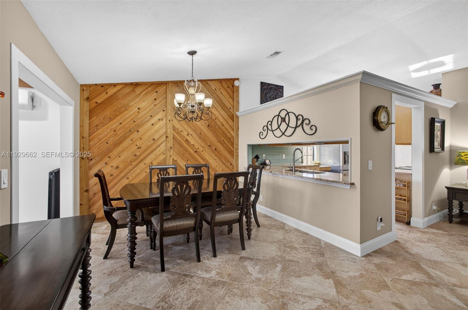 135 Rosewood Cir Jupiter, FL 33458