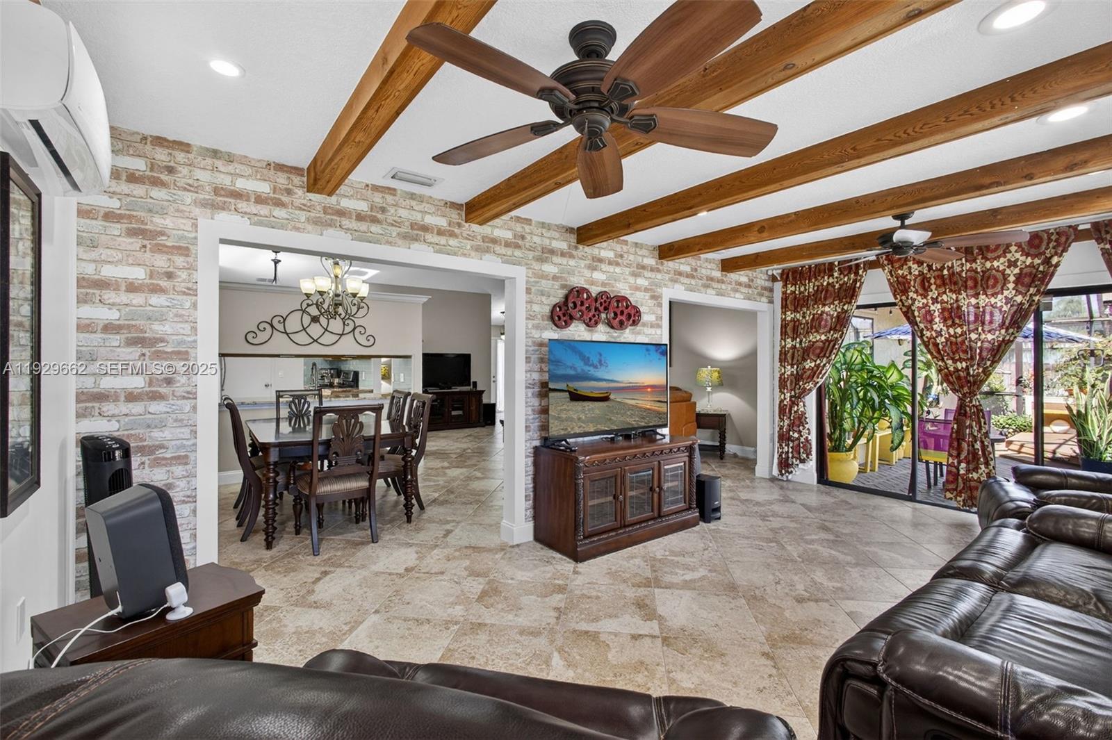 135 Rosewood Cir Jupiter, FL 33458