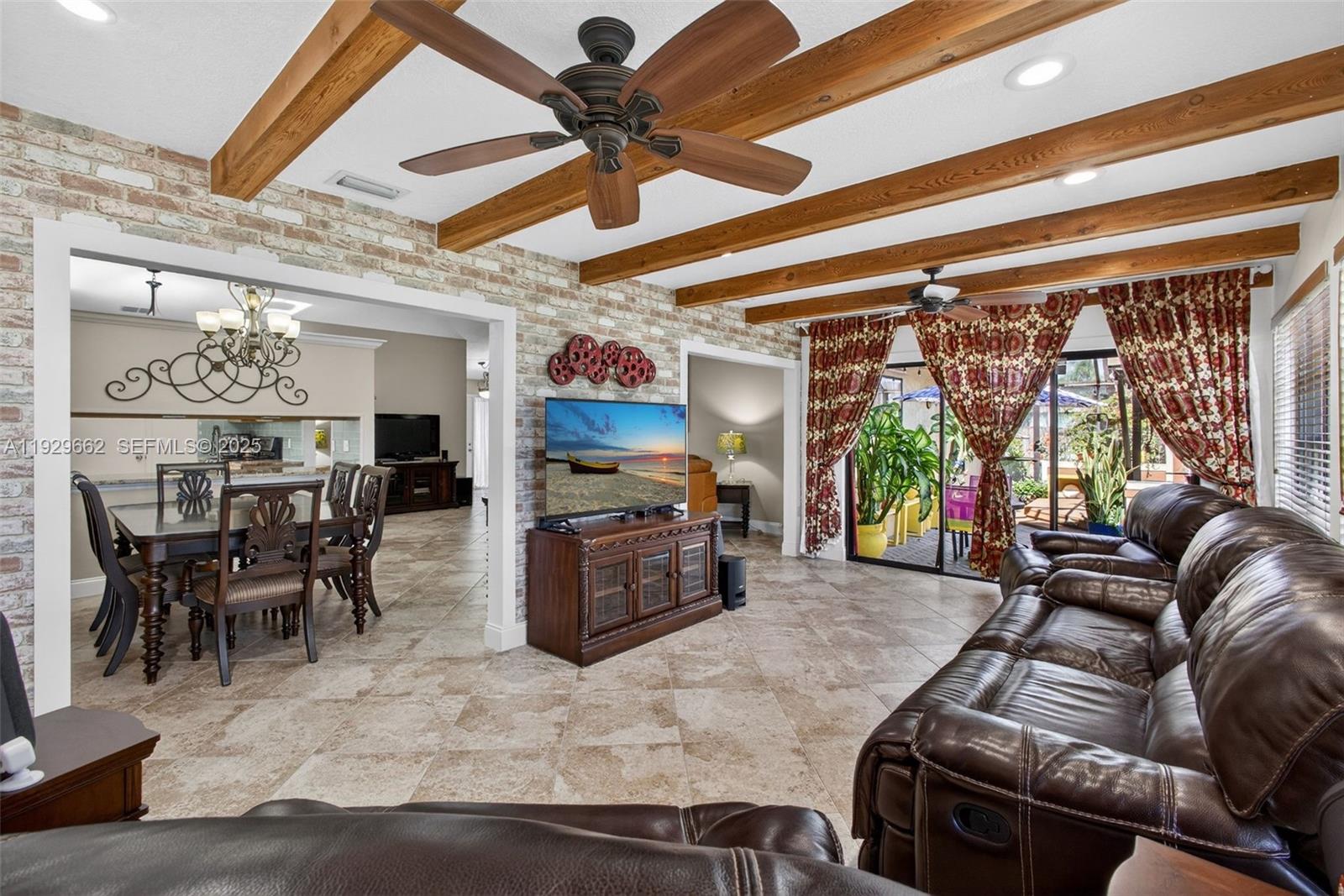 135 Rosewood Cir Jupiter, FL 33458