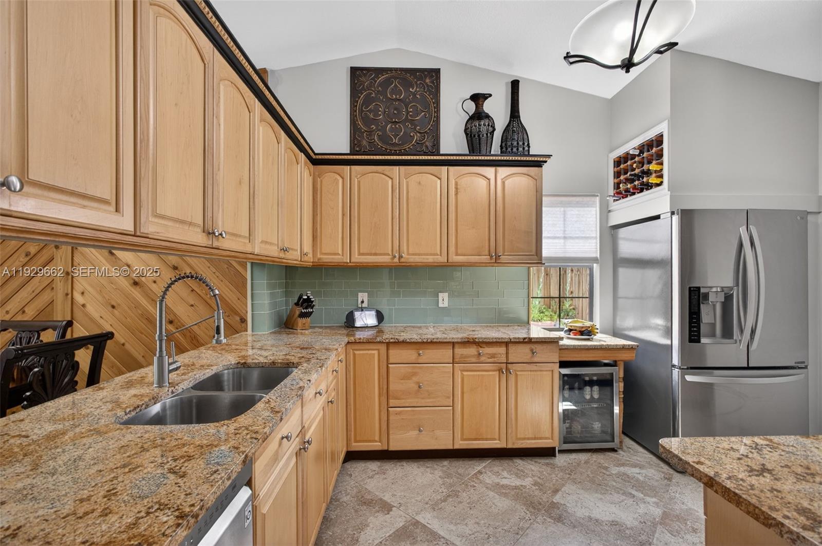 135 Rosewood Cir Jupiter, FL 33458