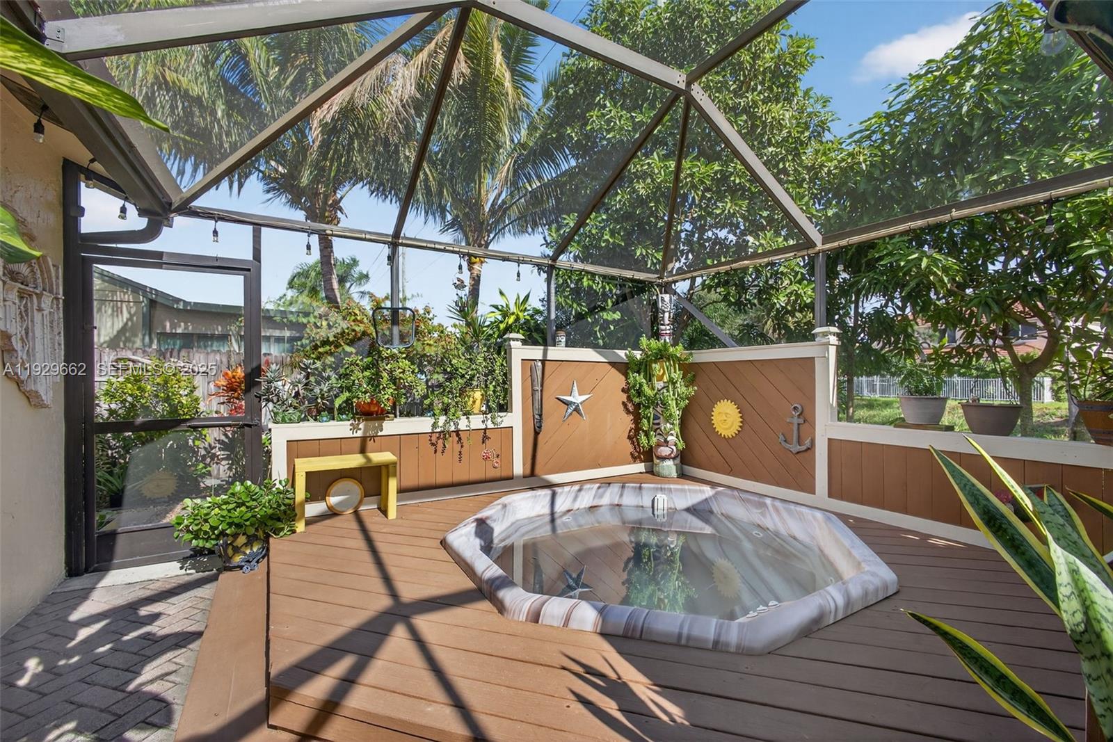 135 Rosewood Cir Jupiter, FL 33458