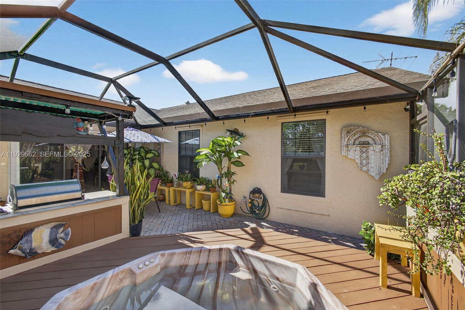 135 Rosewood Cir Jupiter, FL 33458