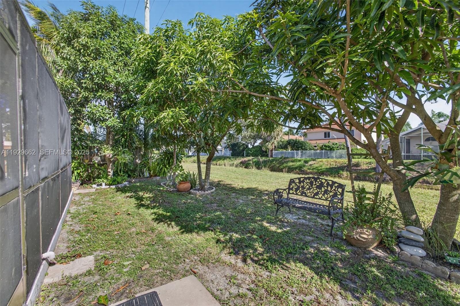 135 Rosewood Cir Jupiter, FL 33458