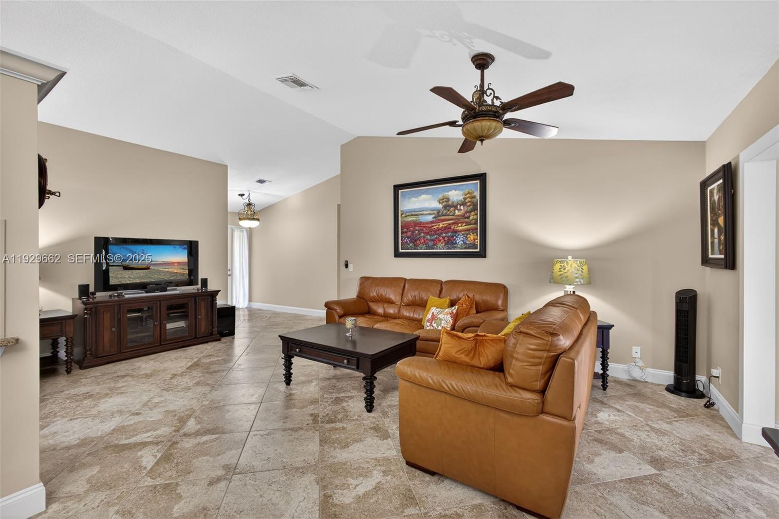 135 Rosewood Cir Jupiter, FL 33458