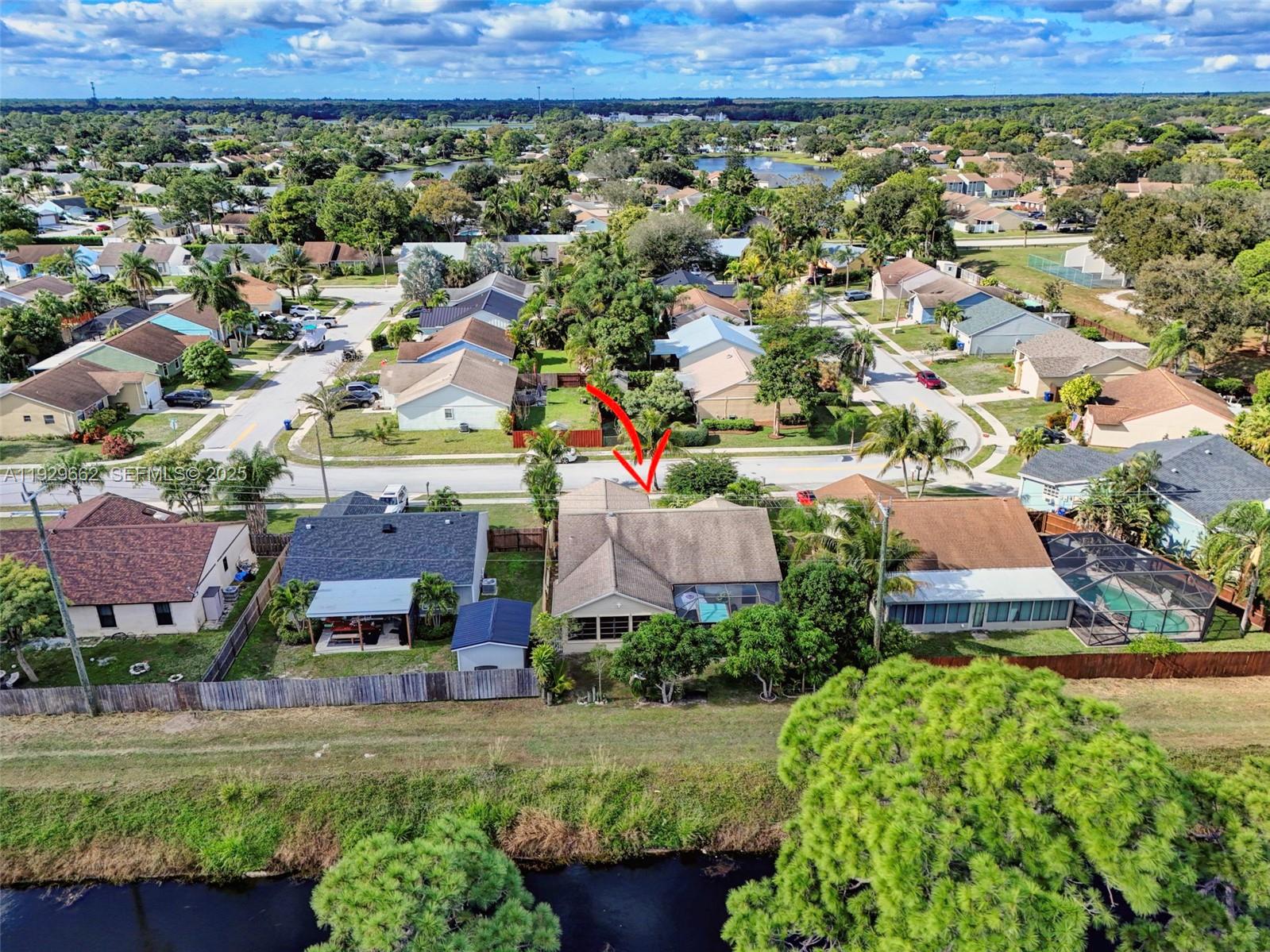 135 Rosewood Cir Jupiter, FL 33458