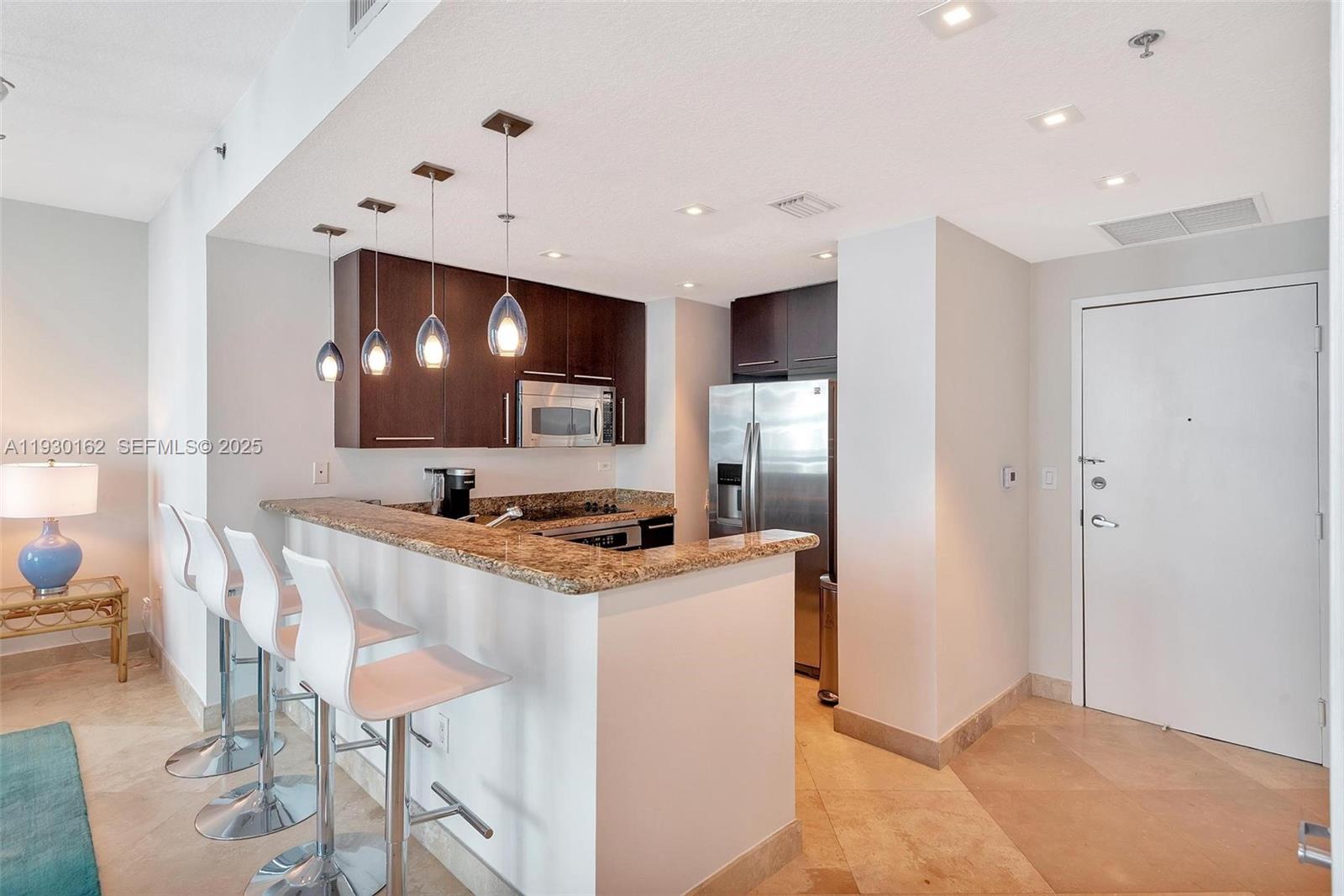 image Bel Aire on the Ocean9