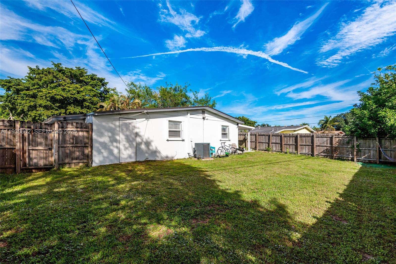 6120 SW 38th St Davie, FL 33314