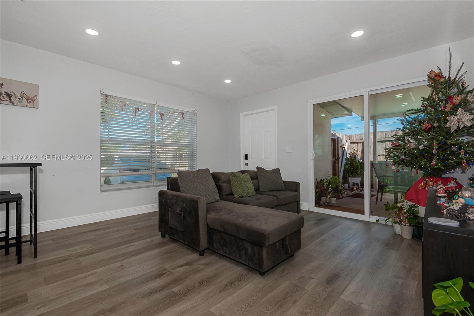 6120 SW 38th St Davie, FL 33314