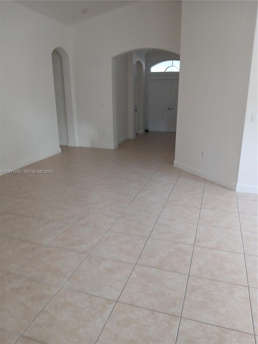 Undisclosed Address Miami, FL 33185