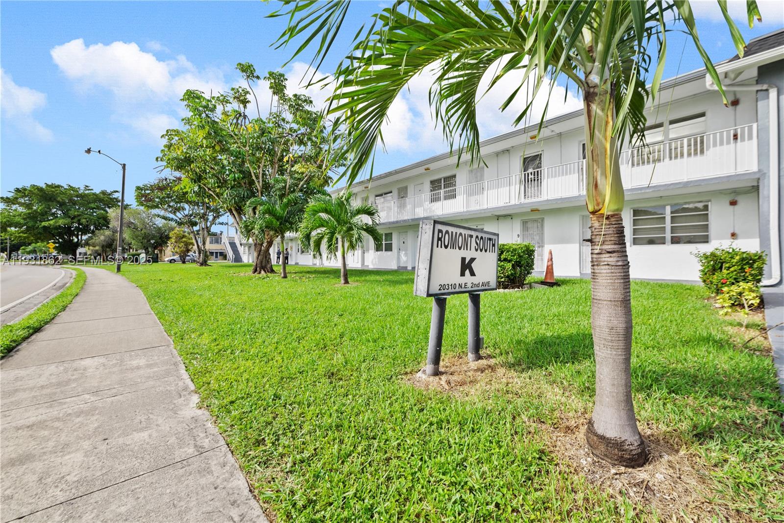 20310 NE 2nd Ave #24