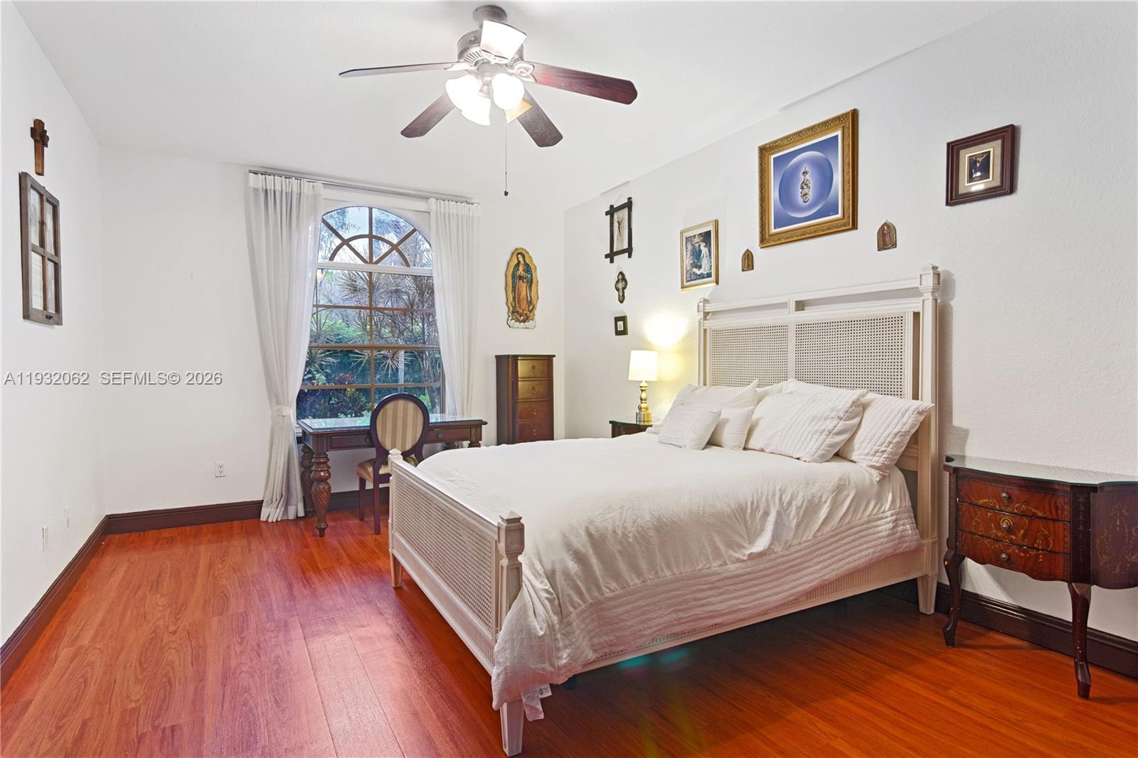 11825 S Mitchell Manor Cir Pinecrest, FL 33156