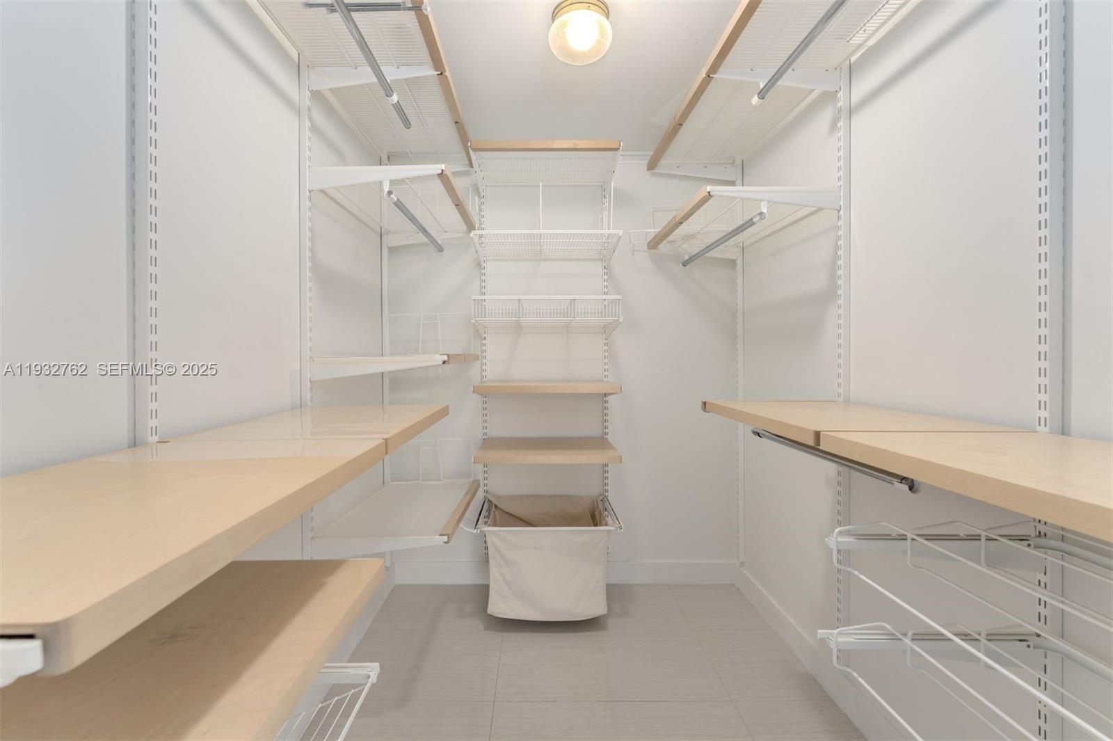 1111 SW 1st Ave #721-N Miami, FL 33130