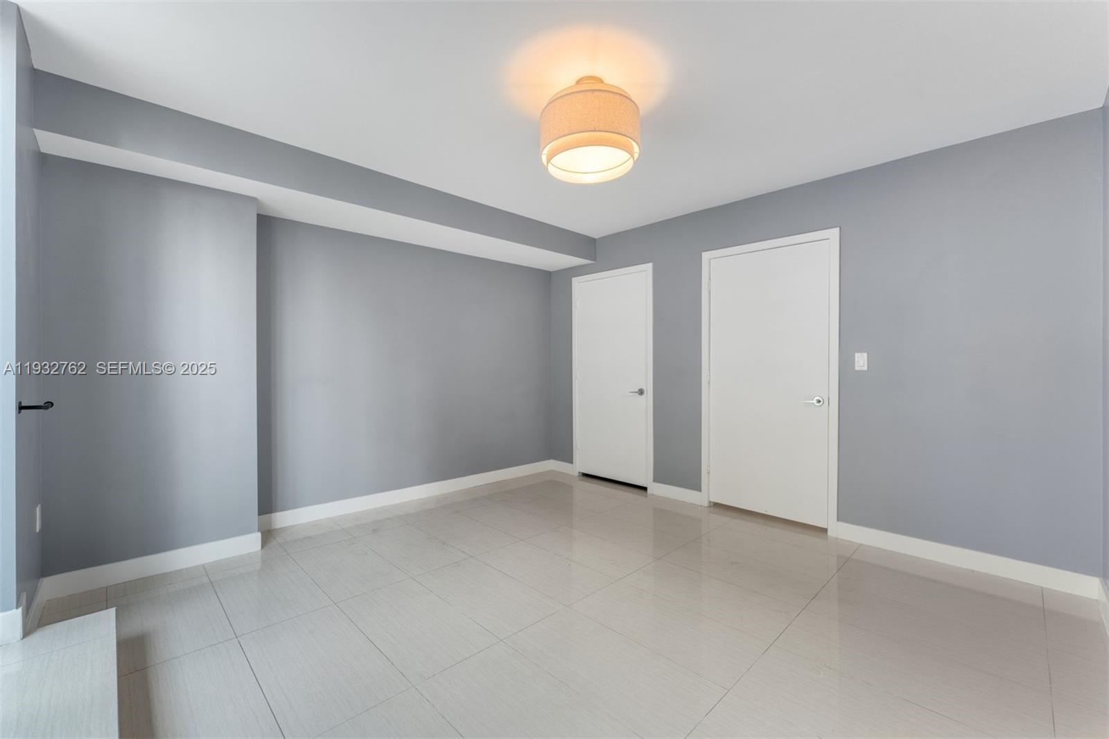 1111 SW 1st Ave #721-N Miami, FL 33130